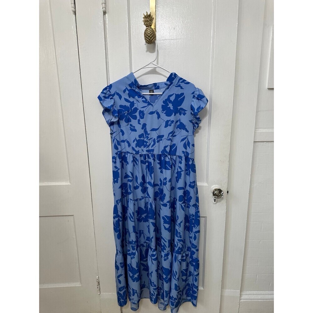 SHEIN curve woman’s size 0X – large blue floral dress